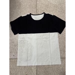 Embossed short sleeve shirt